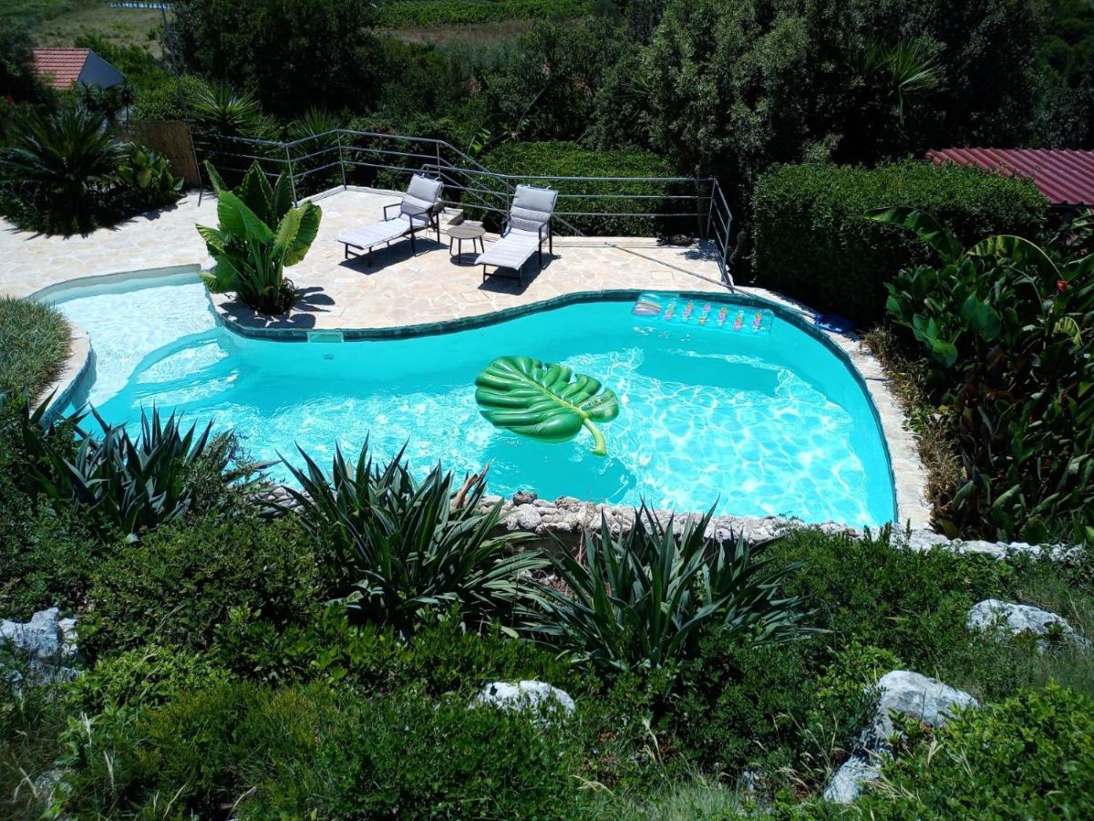 Relax Tiny Villas 40 Meters Of The Beach Zrnovo المظهر الخارجي الصورة