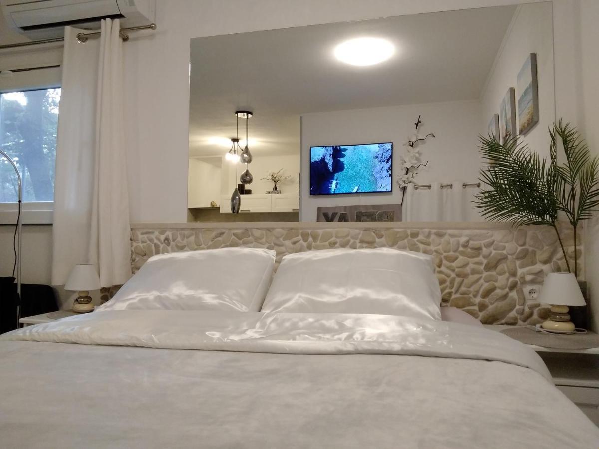Relax Tiny Villas 40 Meters Of The Beach Zrnovo المظهر الخارجي الصورة