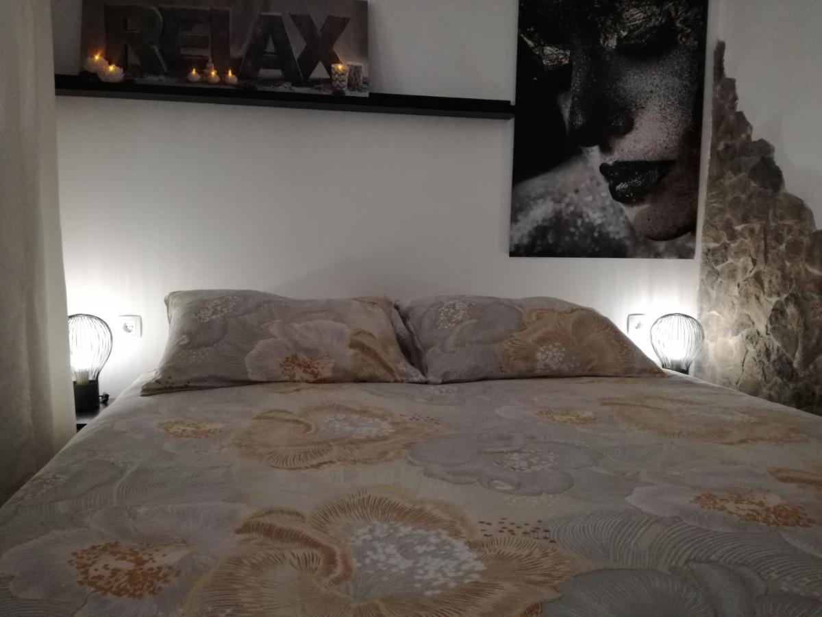 Relax Tiny Villas 40 Meters Of The Beach Zrnovo المظهر الخارجي الصورة