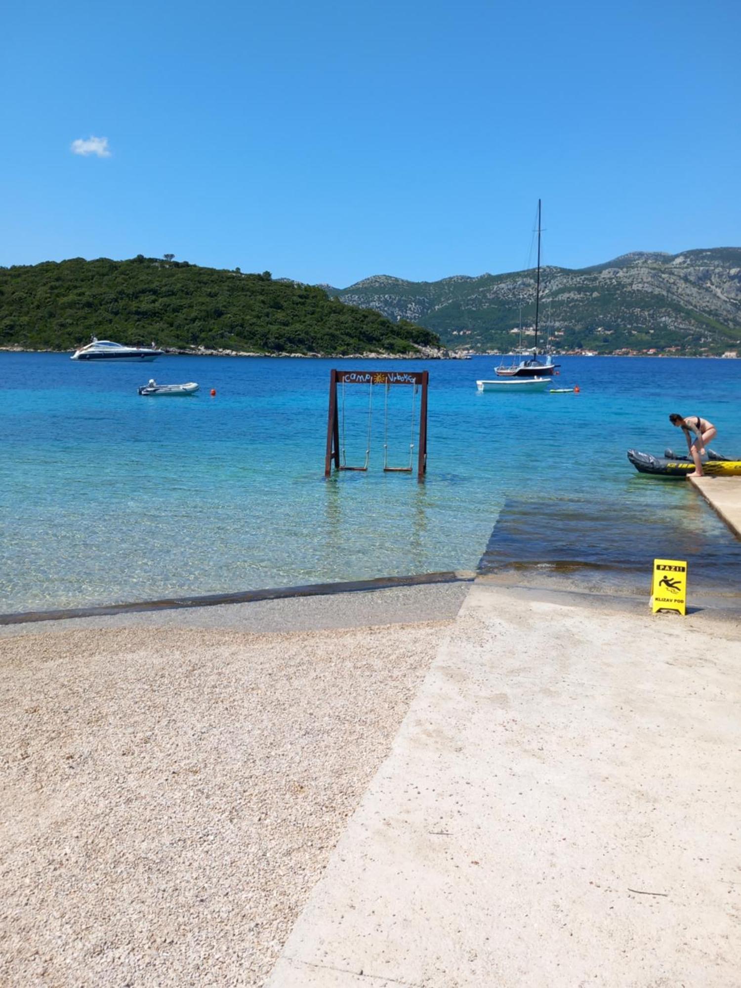 Relax Tiny Villas 40 Meters Of The Beach Zrnovo المظهر الخارجي الصورة