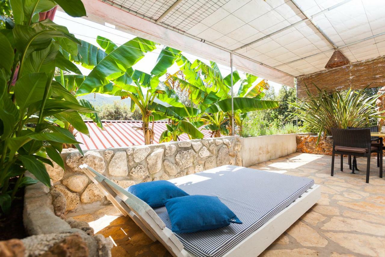 Relax Tiny Villas 40 Meters Of The Beach Zrnovo المظهر الخارجي الصورة